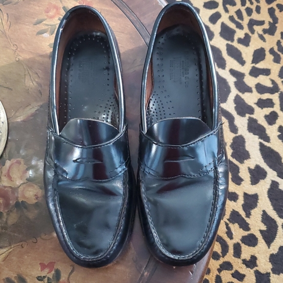 G.H. Bass & Co. Other - G.H. Bass Weejuns Penny Loafers